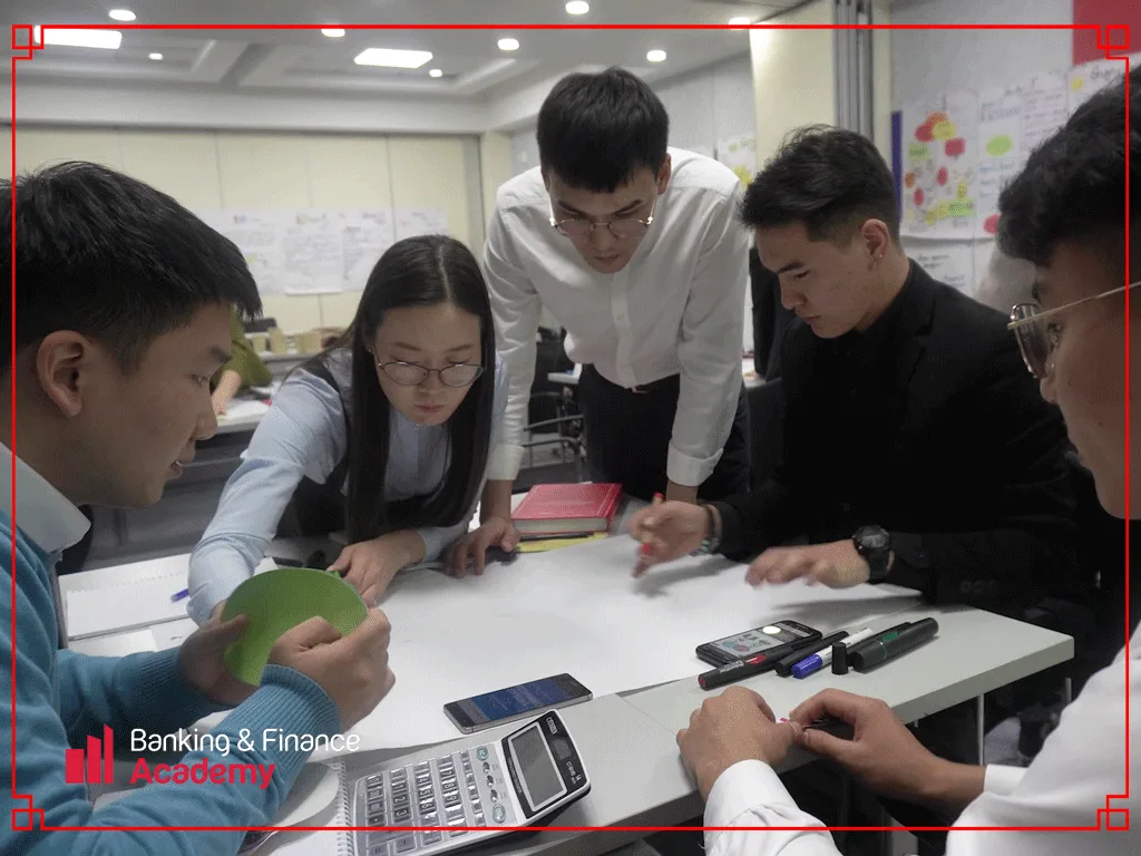 БАНКИРУУДЫН МЭДЛЭГ, УР ЧАДВАРЫГ ОЛОН УЛСЫН ТҮВШИНД ХҮРГЭНЭ